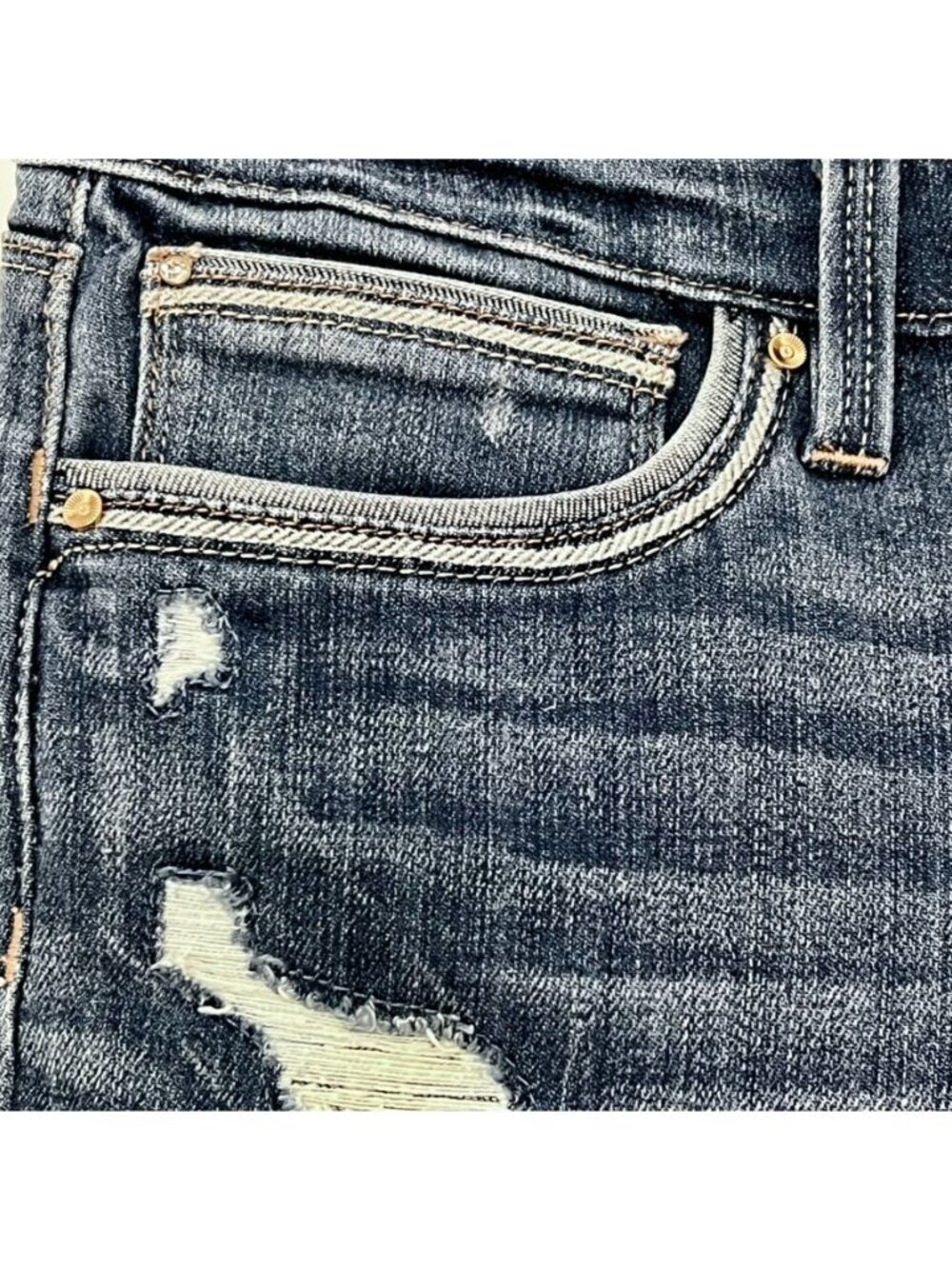 White House Black Market Jean Shorts Sz 8 Girlfriend Boho Distressed Soft Summer - Picture 3 of 11